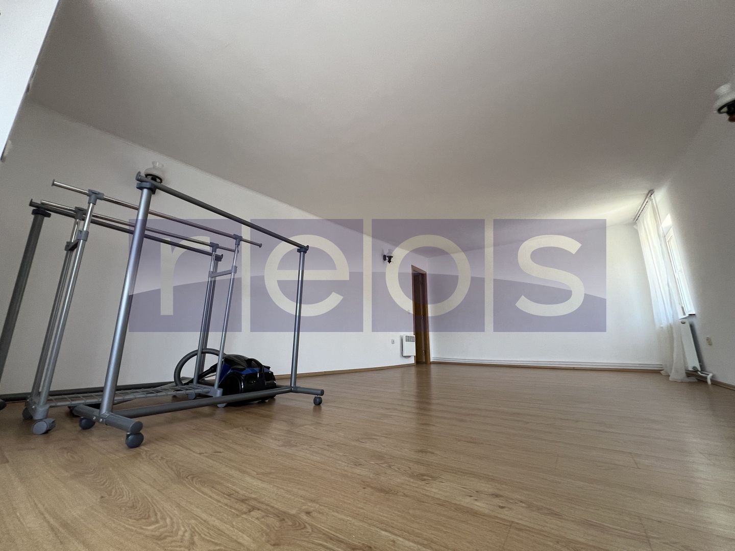 VANZARE CASA SPATIOASA SI LUMINOASA | ZONA CRANGASI / GIULESTI | TEREN 300 MP - Poză 14