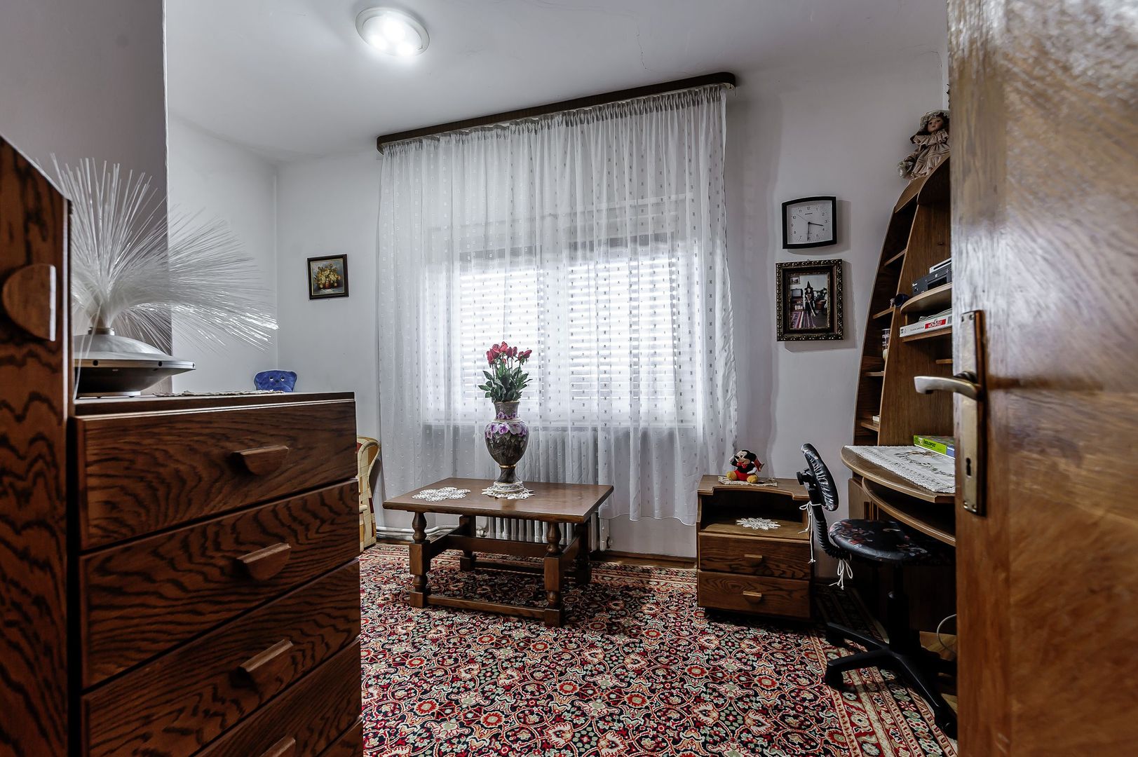 Casă din cărămidă cu 8 camere – zonă liniștită, LIPOVA - Poză 8