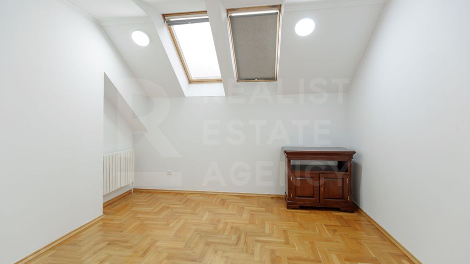 Chirie, casă, 2 nivele, 4 camere, str. Gheorghe Cașu, Centru - Poză 8