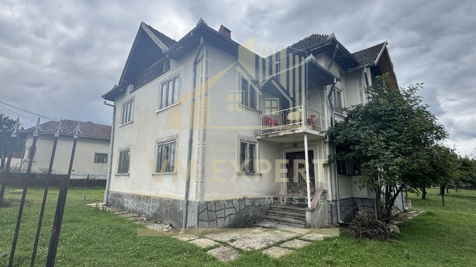 CASĂ 7 CAMERE TEREN 468 MP BUGHEA DE SUS ARGEȘ - Poză 1