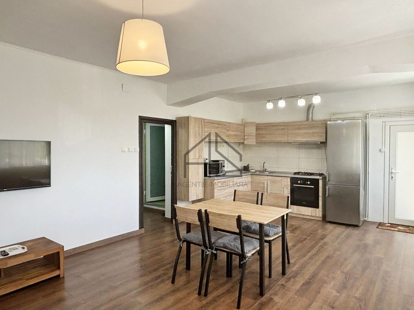 De închiriat | Apartament la casă | 2 camere | Ioșia - Poză 2