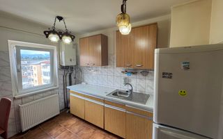 APARTAMENT 2 CAMERE ETAJ 4 VISOI - Poză 3