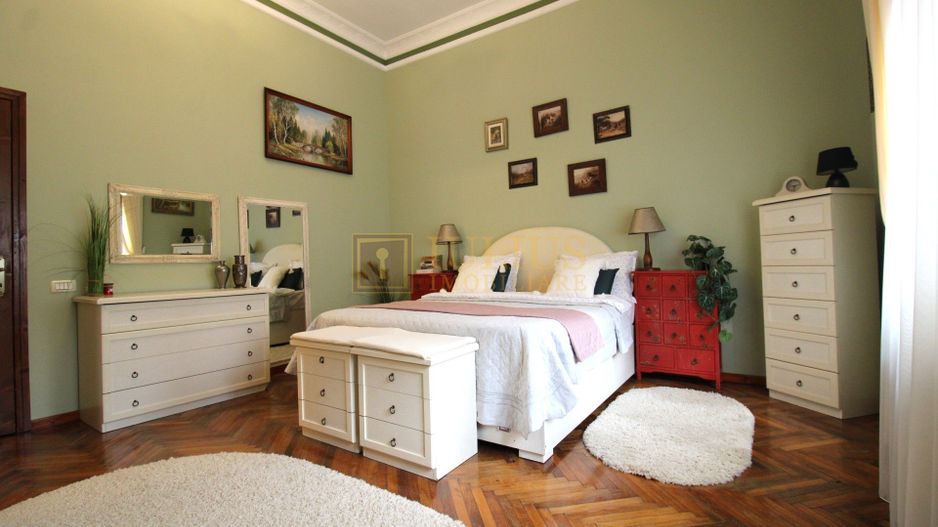 Piata Libertatii, 3 camere, centrala proprie. - Poză 3