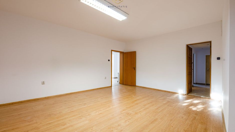 Inchiriat - Spatiu birouri 135 mp | Curte privata, 6 locuri parcare - Poză 25