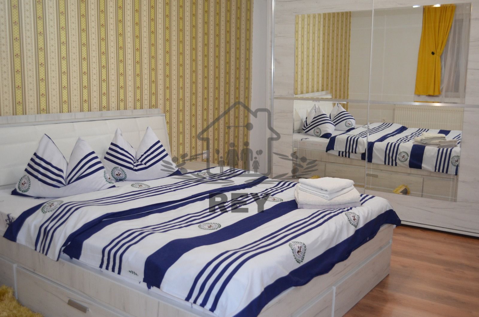 Apartament renovat, 2 camere cu terasa,, zona Constituției - Poză 2