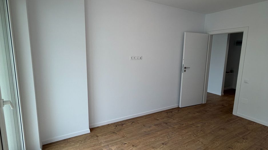 Apartament cu două camere, decomandat, finisat, EROILOR RESIDENCE - Poză 8