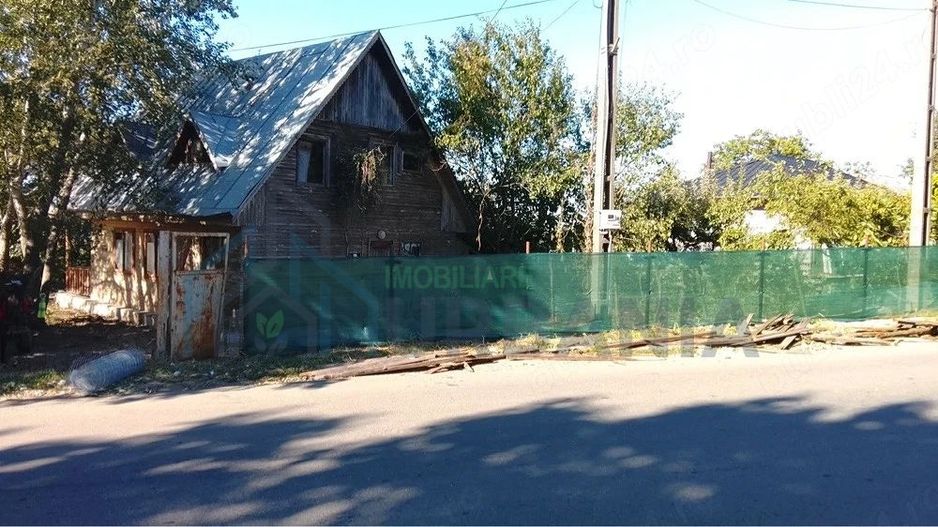 Teren 500 mp cu cabană în Paun - Poză 2