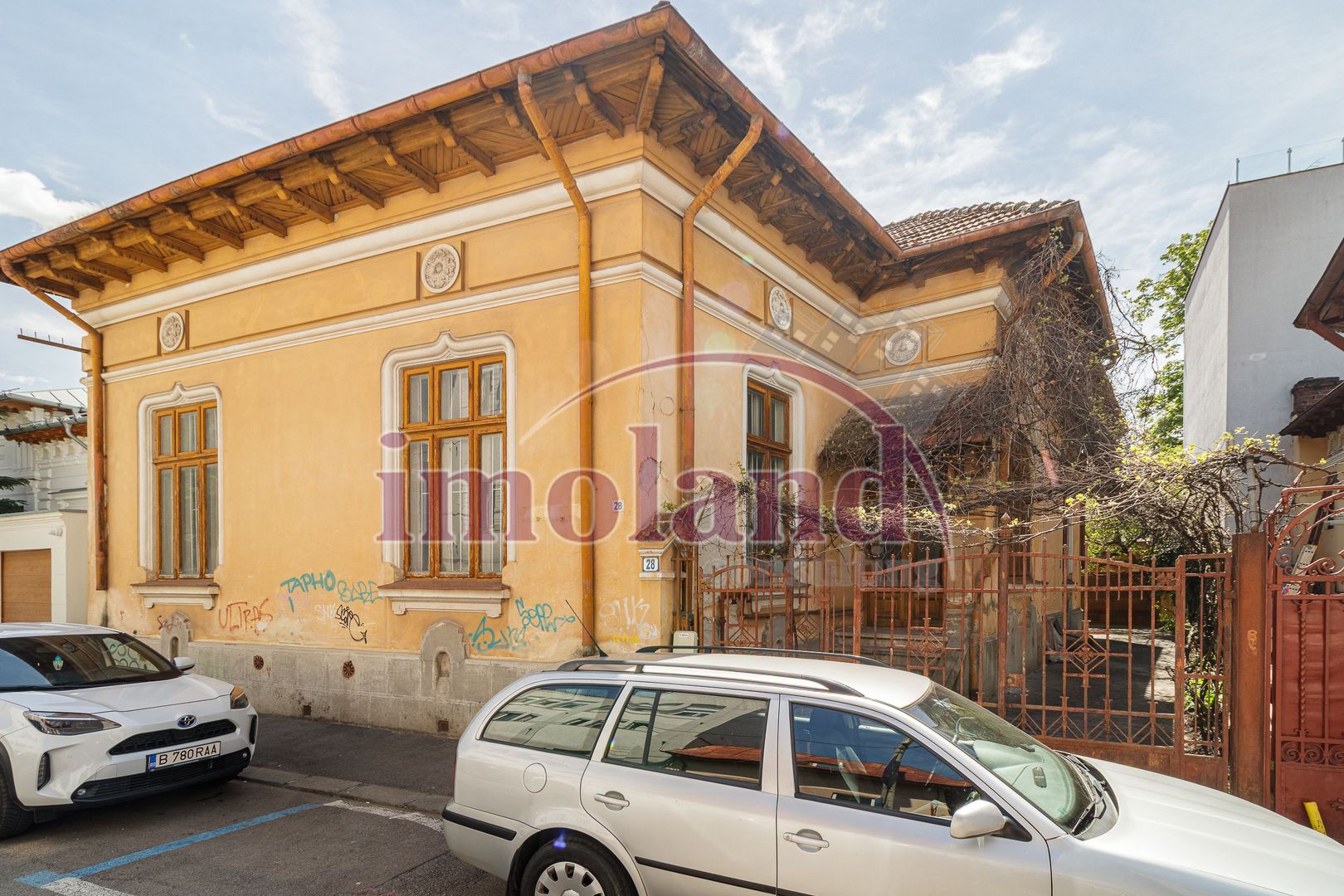 Vanzare - Teren 460mp cu imobil istoric - Dorobanti- Romana - Poză 1