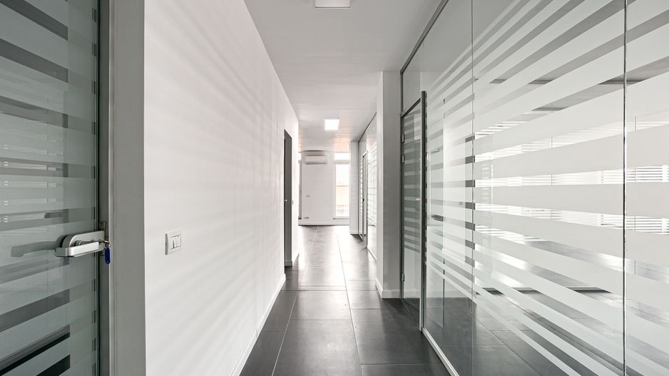 Închiriat! Spațiu de birouri ultracentral Arad - Poză 3