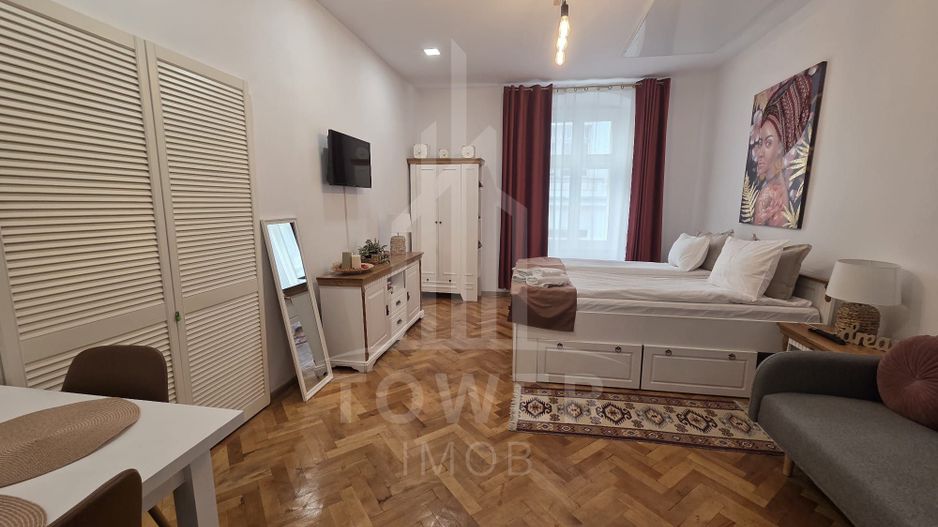 Garsonieră exclusivistă în Piața Mare cu vedere directă la Bradul de Crăciun - Poză 3