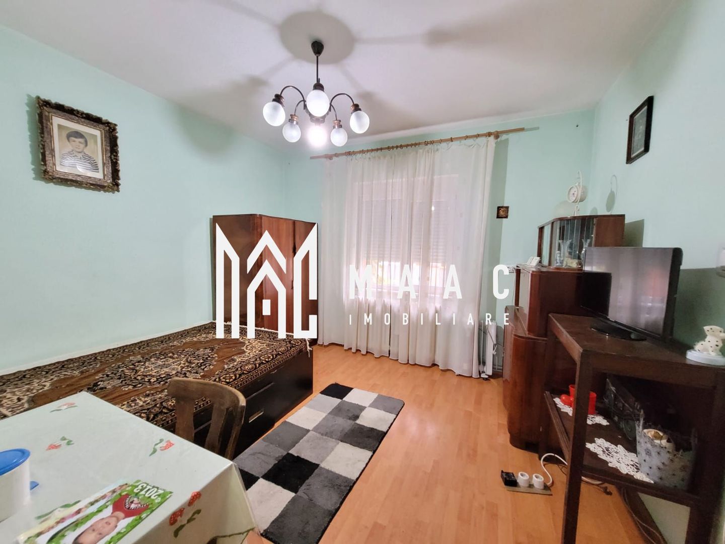 Casa Individuala | Piata Cluj | 6 Camere | 520 mp Teren - Poză 4