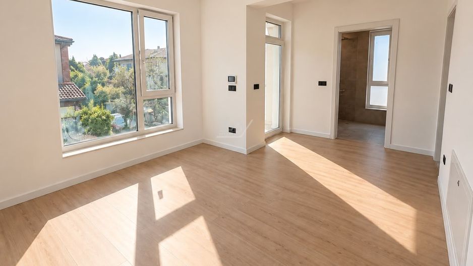 Comision 0! Duplex cu 5 camere despartit prin camera tehnica. Asfalt. - Poză 7