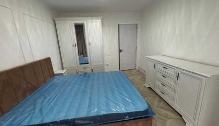Apartament de închiriat 3 camere Bulevardul Unirii | 92 mp | Centrala Proprie