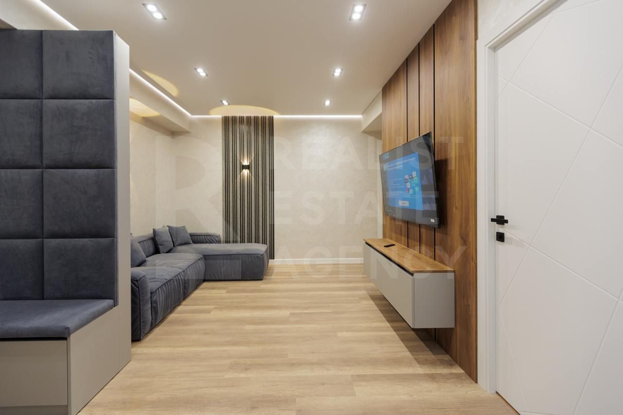 Vânzare, apartament, 2 camere + living, strada Gheorghe Caşu, Centru - Poză 3