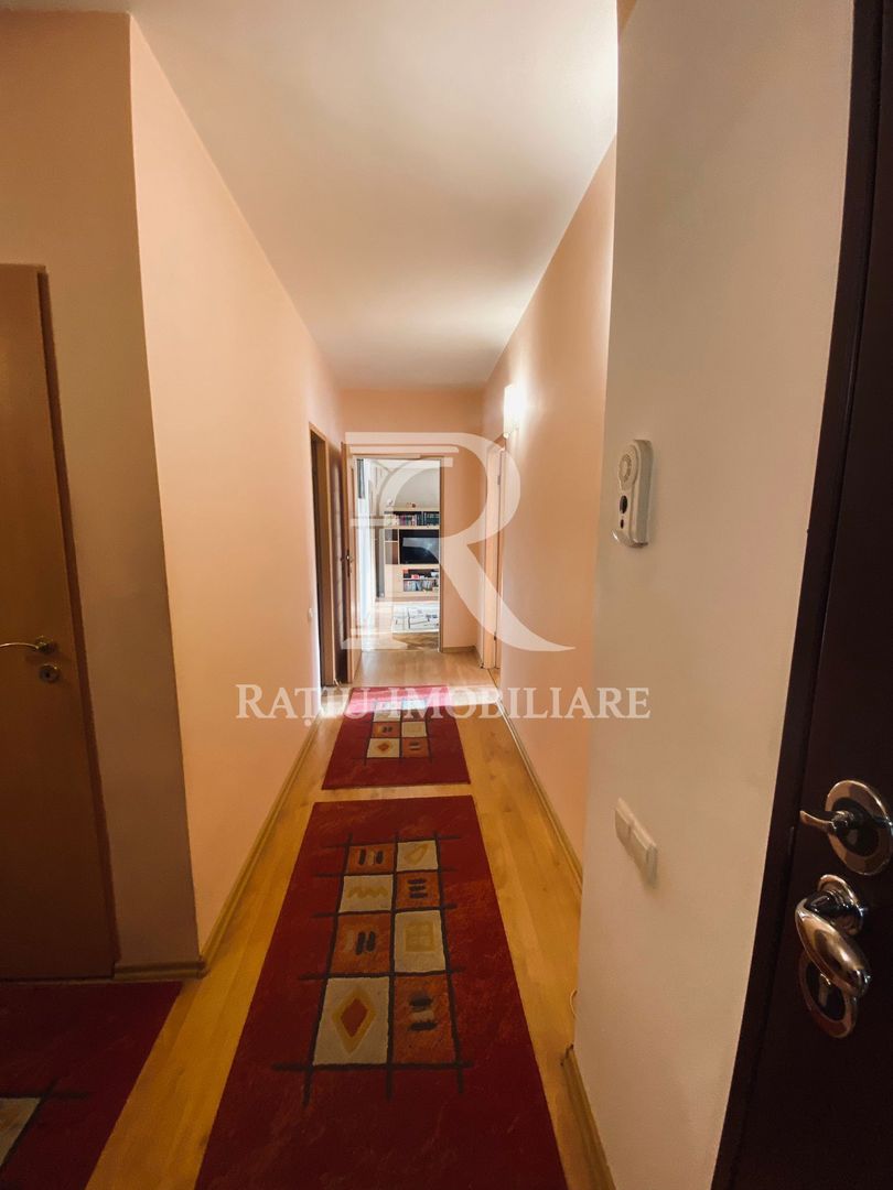 Apartament cu 4 camere | Pet Frendly | Ultracentral | Oradea - Poză 14