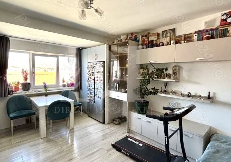 Apartament cu 2 camere în Florești, Zona Primariei Floresti - Poză 1