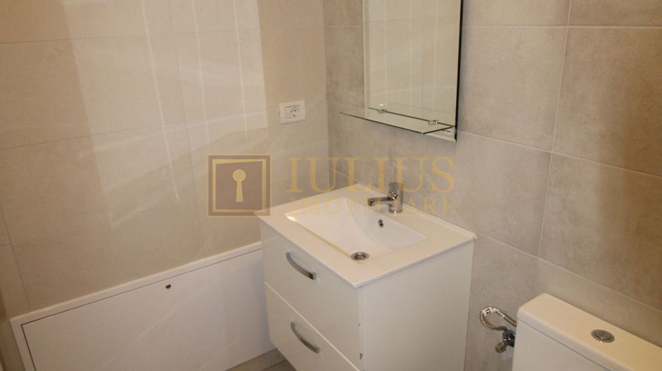 Casa parter + etaj, 3 camere 2 bai terasa gradina gazon prima inchiriere - Poză 18