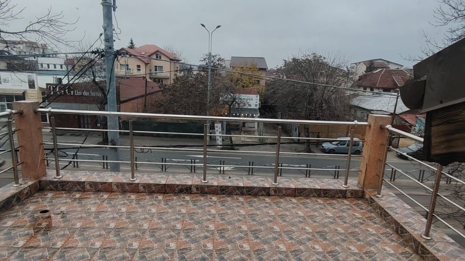 Vilă spațioasă P+1+M cu curte și garaj – Colentina - Poză 15