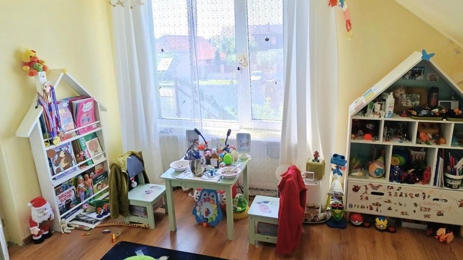 Casa individuala spatioasa si teren mare, pozitie excelenta, Sacalaz - Poză 19