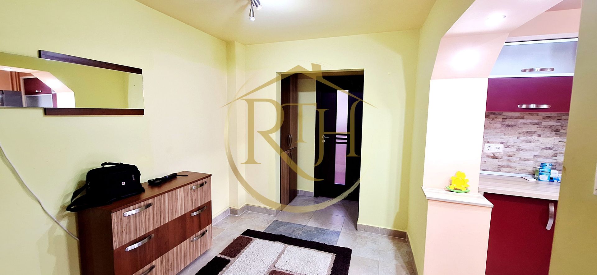 Oferim spre inchiriere apartament cu 2 camere, decomandat, Zona Soarelui - Poză 7