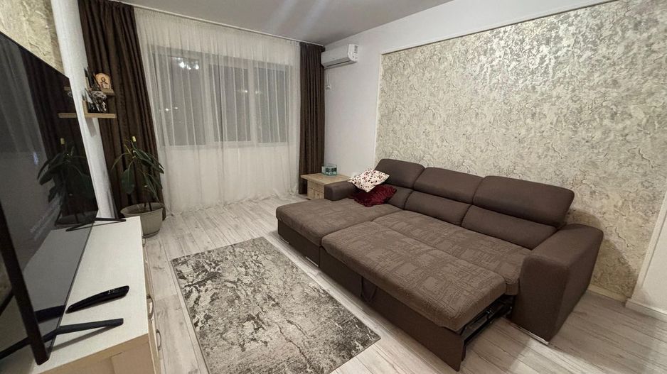 Apartament 2 Camere 3 Parcari - Poză 2