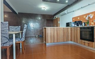 Apartament 3 camere de vânzare et 2, zona Rahovei - Poză 1