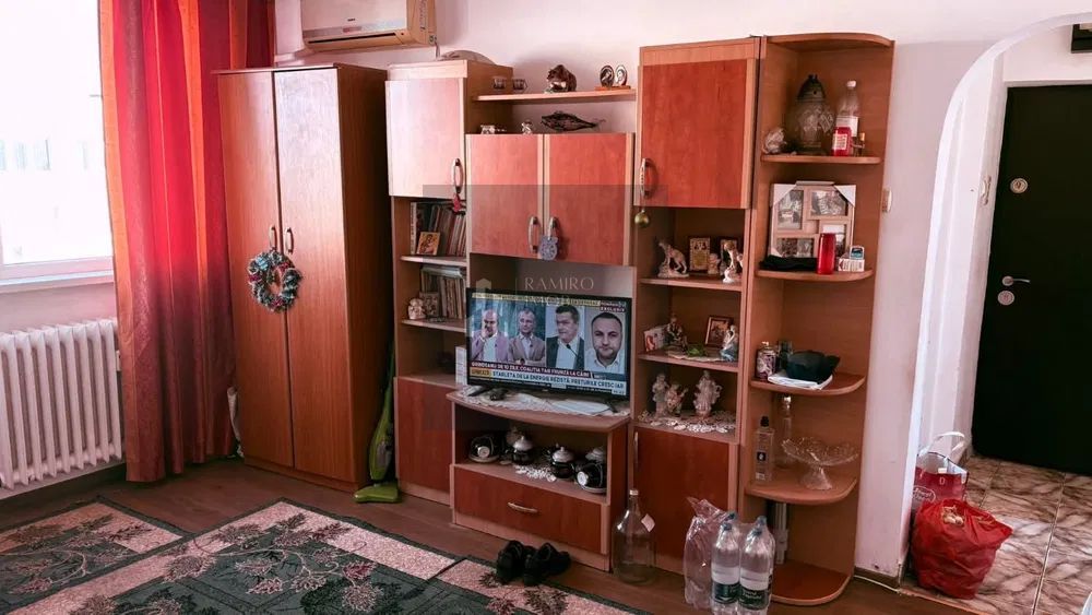 Apartament 4 camere Drumul Taberei - Poză 1
