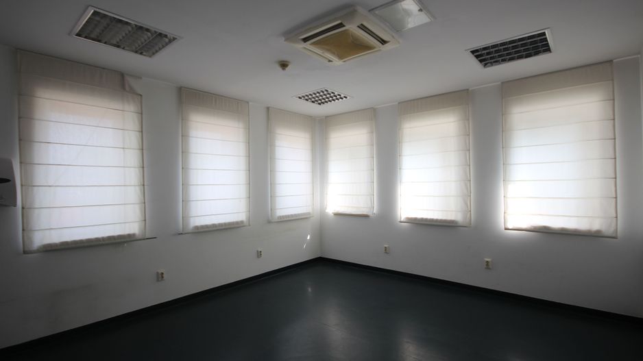 Cladire de birouri, SAD, parcare proprie, clinica medicala - Poză 7
