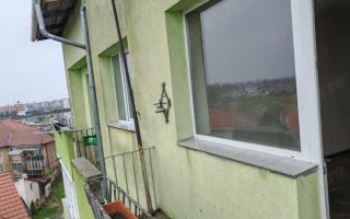 BRASADAS vinde ap cu 3 cam etaj 4/4 pe Drumul Botizului - Poză 3