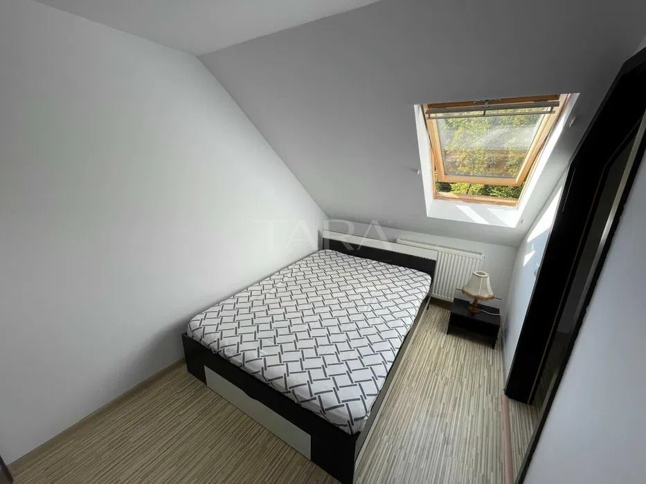 Apartament pe 2 niveluri, 3 camere, pod și parcare, Mănăștur. - Poză 8