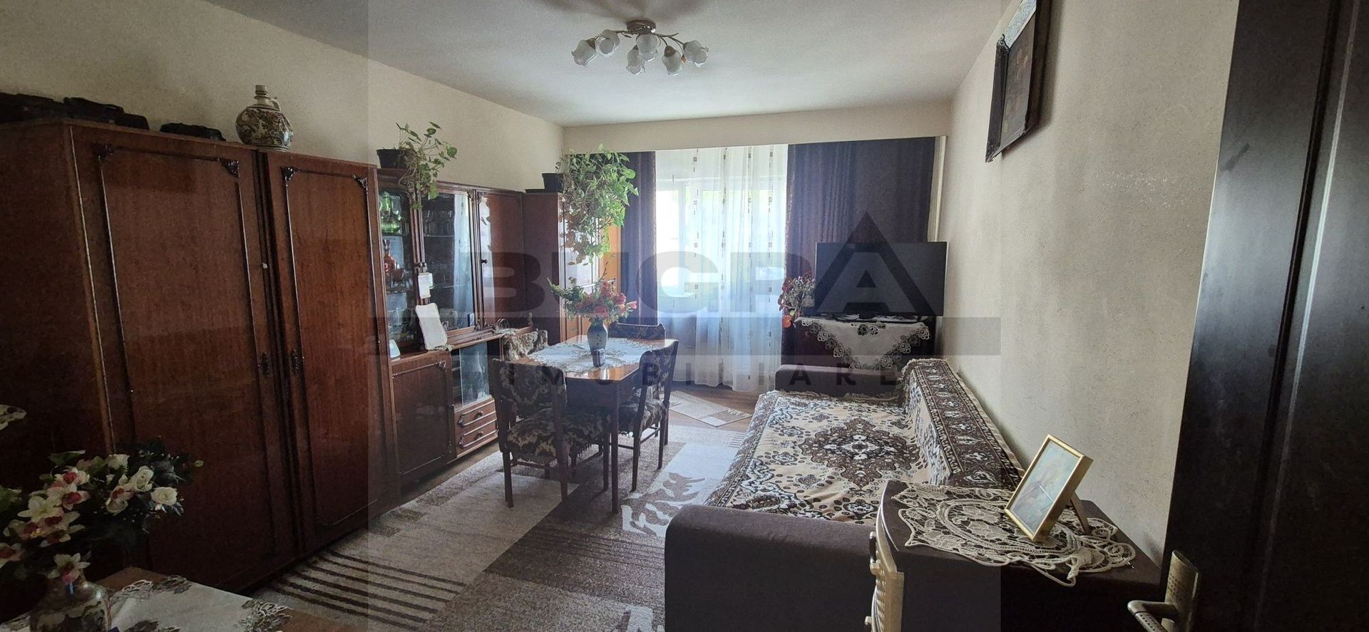 Apartament 2 camere, 50 mp + balcon, etaj intermediar, zona Plopilor - Poză 2