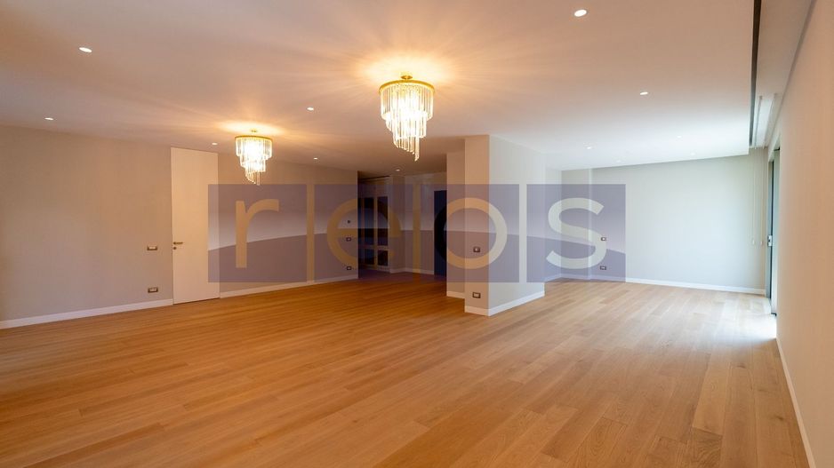 APARTAMENT ZAMBACCIAN PREMIUM | 200 MP 4 CAMERE| LOC PARCARE - Poză 2