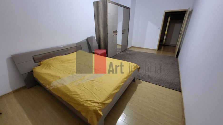 Apartament cu 3 camere de vanzare in zona Straulesti - Poză 18