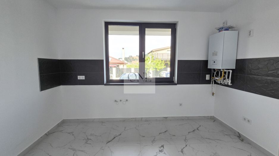 Duplex Modern Acces Facil Sânpetru - Poză 12