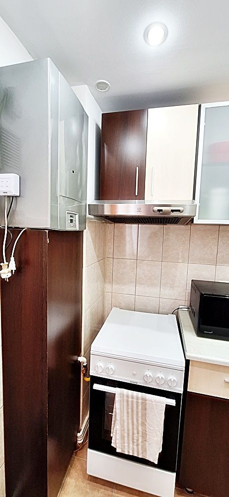 Zona Astra, str. Traian garsoniera mobilata, etaj 3, pret 63000 euro - Poză 10