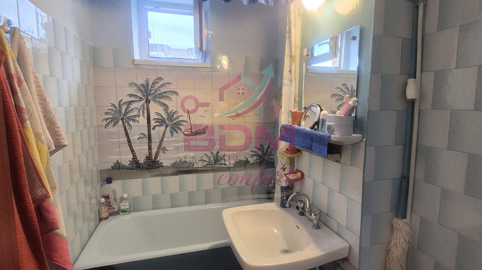 Apartament 2 camere | etaj intermediar | garaj | Micro 2 - Poză 11