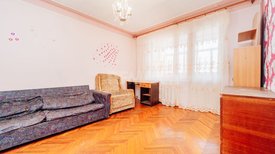 Apartament spațios cu 4 camere, sectorul Buiucani - Poză 10