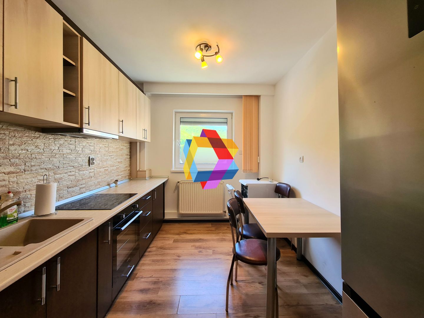Apartament 3 camere de vânzare, zona Racadau , 76 mp, spatii-comerciale-brasov. - Poză 4