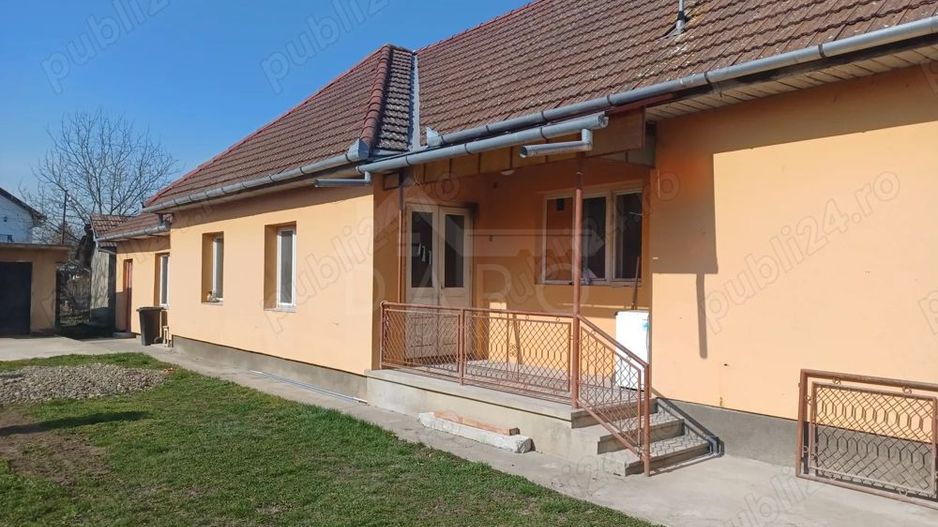 Casă de vânzare în Sântana de Mureș, str. Morii – 130 000 euro - Poză 1