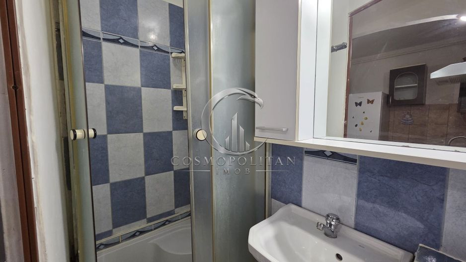 Camera de camin ~ zona Bariera Brailei ~ etaj 4 ~ renovata ~ - Poză 4