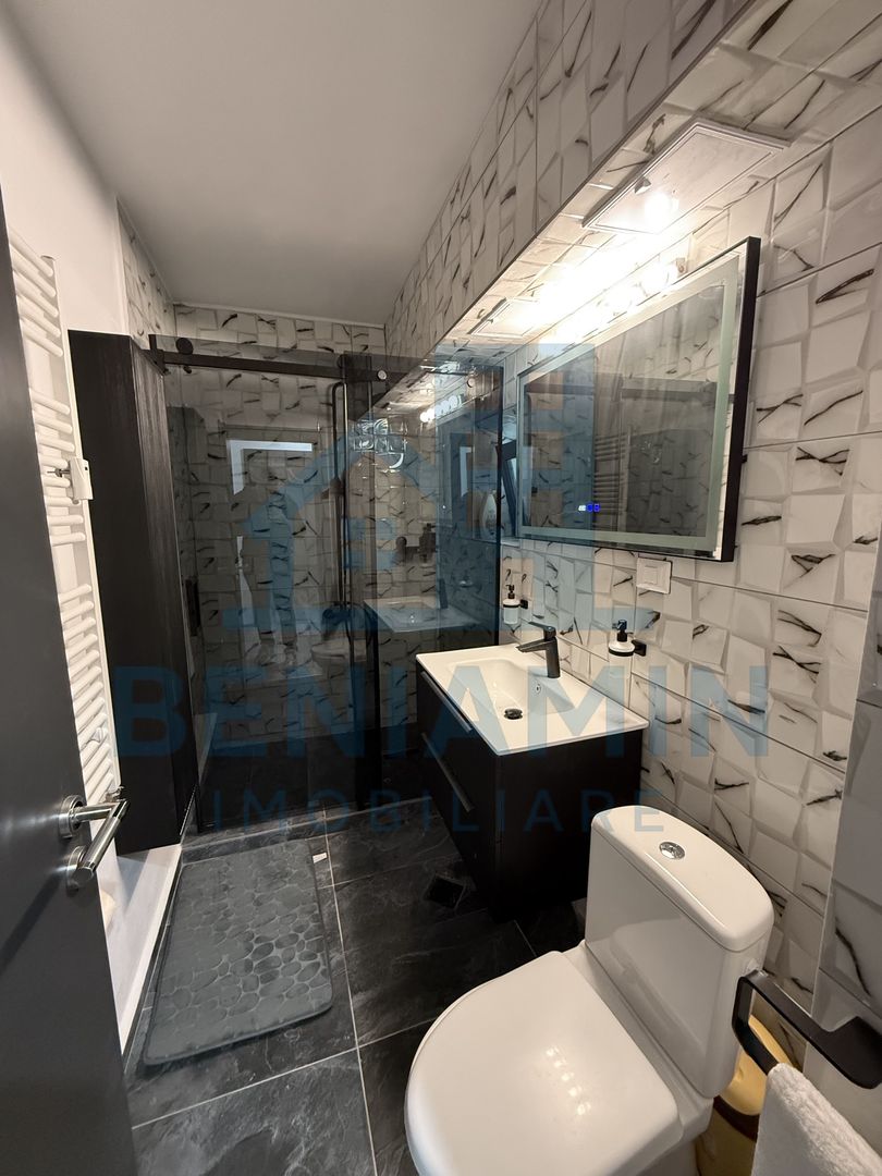 4 camere - 93mp - mobila - utilat - lux - Hotel Ramada - Poză 7