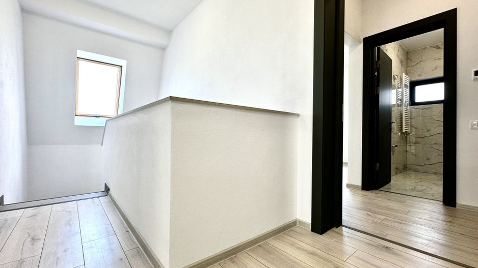 Duplex, proiect deosebit - Mosnita Veche - Poză 17