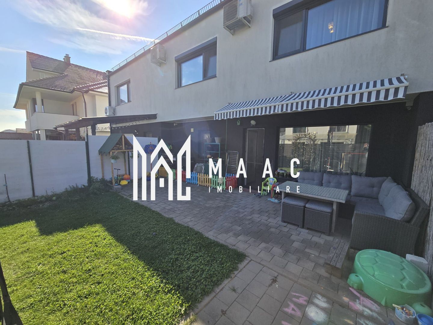 Casa moderna 4 camere mobilat utilata Selimbar - Poză 2