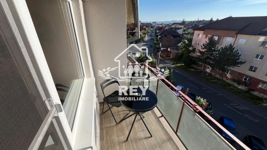 Inchiriez apartament 4 camere in Cartier Strand - Sibiu - Poză 16