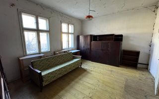 Teren și casă de vânzare în Miercurea Ciuc, zona L1u (strada Leliceni) - Poză 18