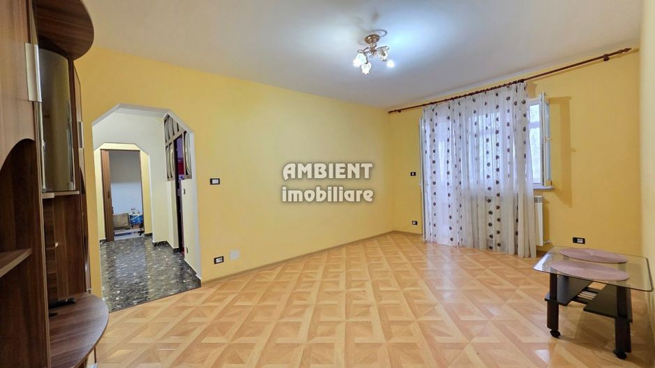 Apartament cu 3 camere, mobilat si utilat, VASLUI zona CENTRU-BUIUM; - Poză 5