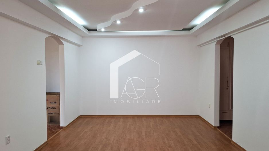 Apartament cu 2 camere, semidecomandat, Ultracentral - Poză 3