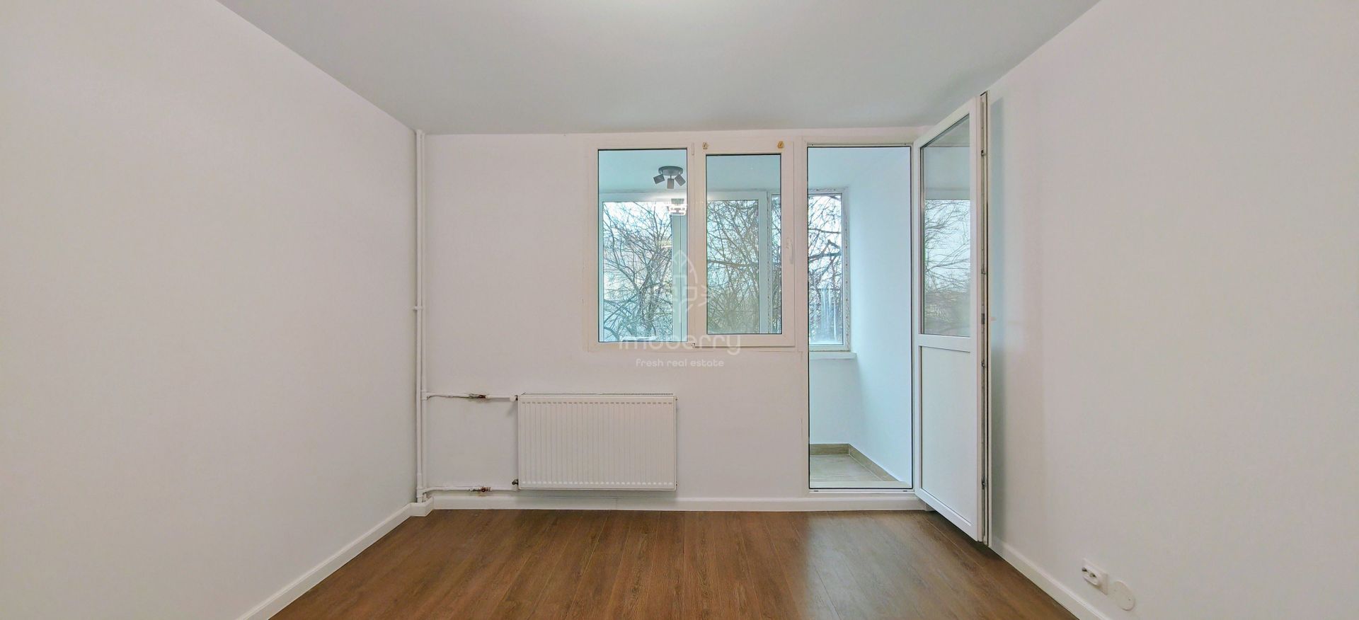 3 camere | Militari | Etaj 1/4 | Renovat 2025 | Vedere spre zona de case - Poză 14