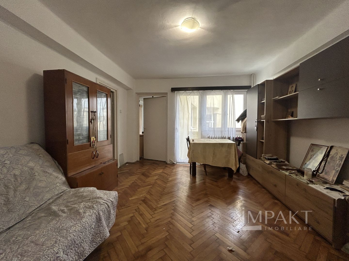 Vanzare apartament 2 camere semidecomandate zona Horea! - Poză 4