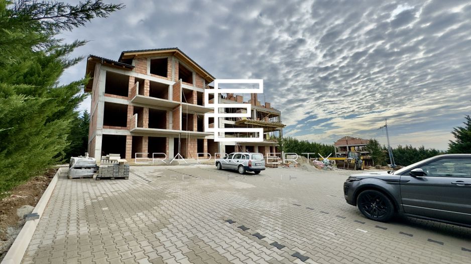 Apartament 3 camere/ETAJ 1/la cheie , Cristian - Poză 2